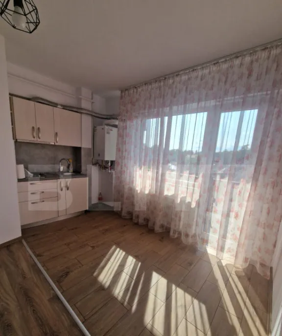 Apartament 3 camere bloc nou lift zona Biserica Sf Ioan