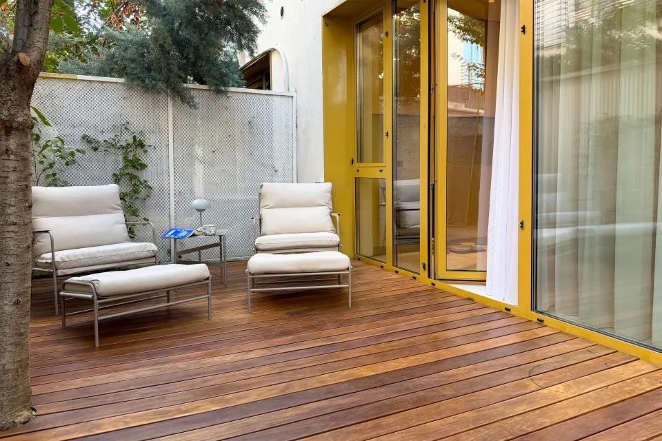 Mosilor proiect premiat duplex cu gradina privata design de autor parcare subterana