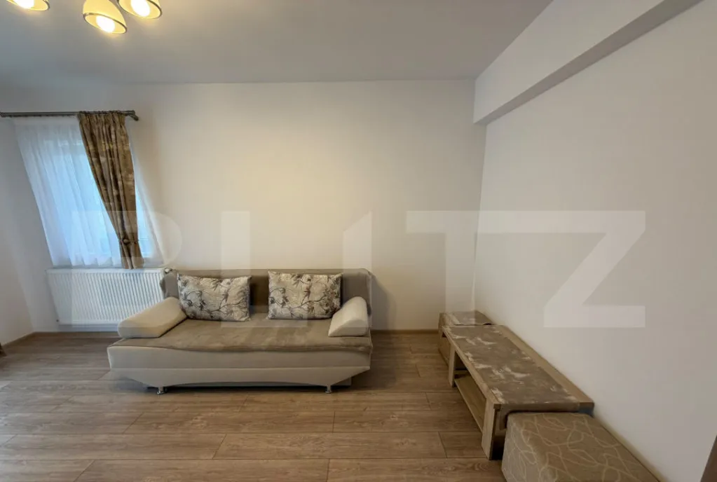 Aparatment decomandat mobilat si utilat parcare zona Flor