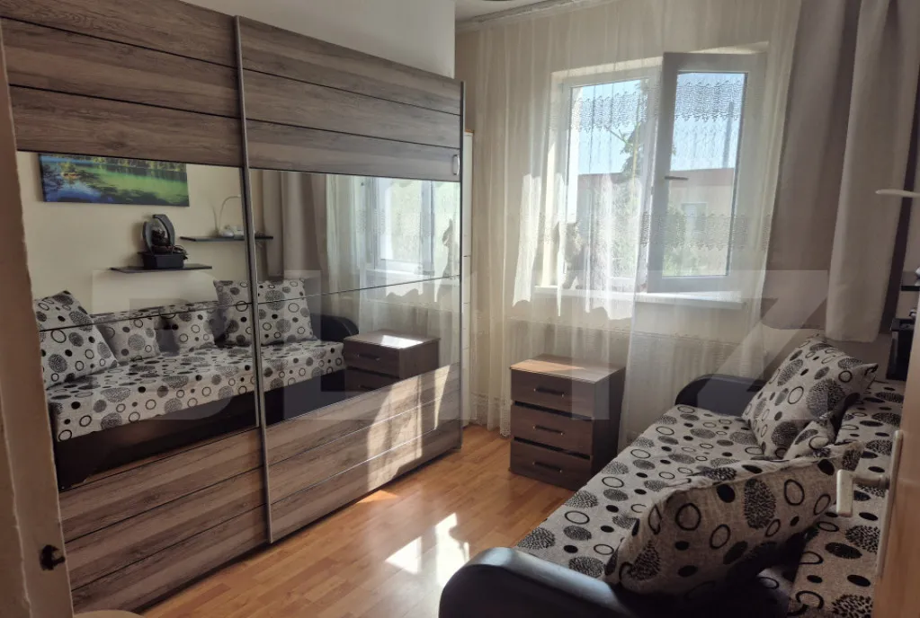 vanzare urgenta 3 camere in Florilor 41 mp parcar