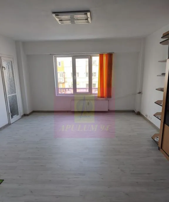 Apartament 3 camere in zona Nerva Traian bloc nou Centrala proprie