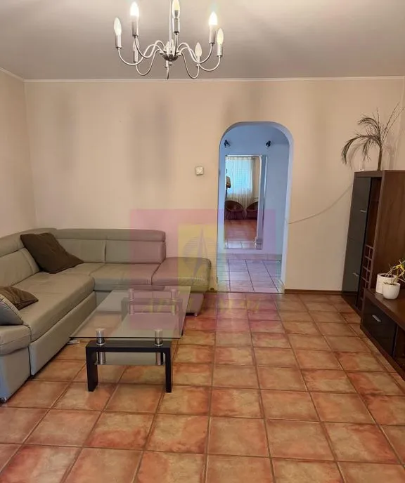 Apartament 3 camere Nerva Traian stradal