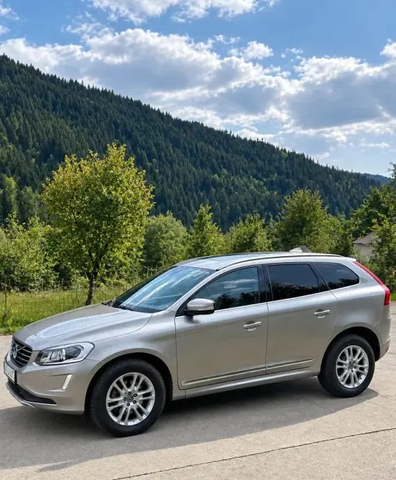 Volvo XC 60 2 4 D5 12 500 eur