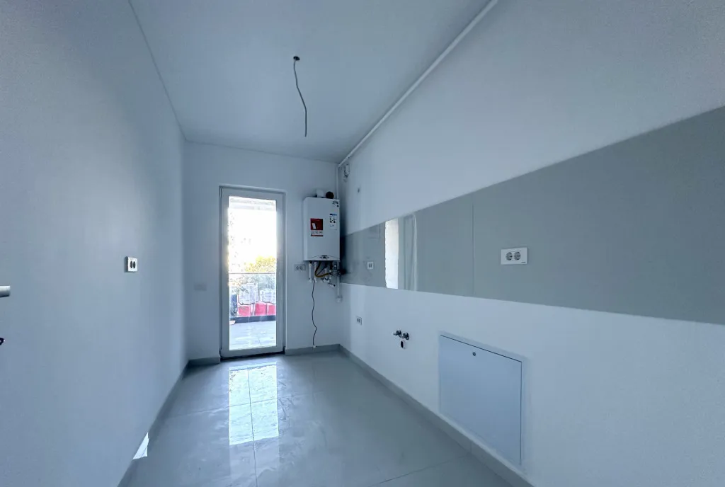 Spatiu decomandat birou Imobil nou Drumul Binelui Loc