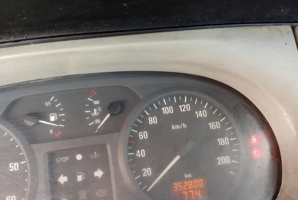 Opel Vivaro stare foarte buna 2 500 eur