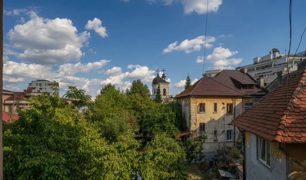 Strada Icoanei Eminescu apartament de 3 camere etaj 1