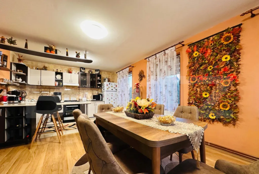 Casa cu 6 camere 256mp utili teren 680mp z