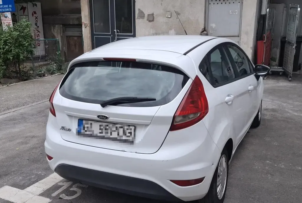 Ford Fiesta 2012 2 000 eur