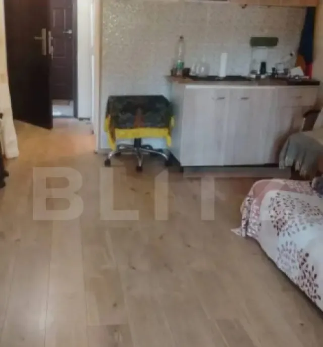 Spatiu comercial garsoniera in acte cu multiple posibilit