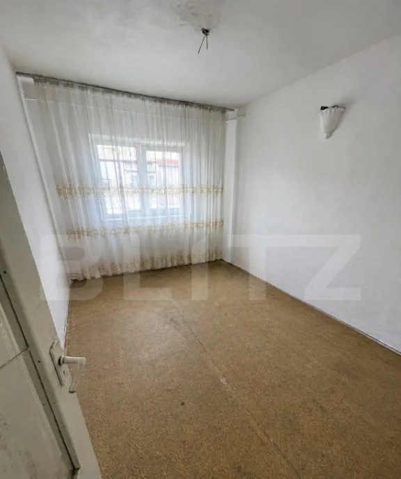 Apartament 3 camere 66 40 mp zona Orizont