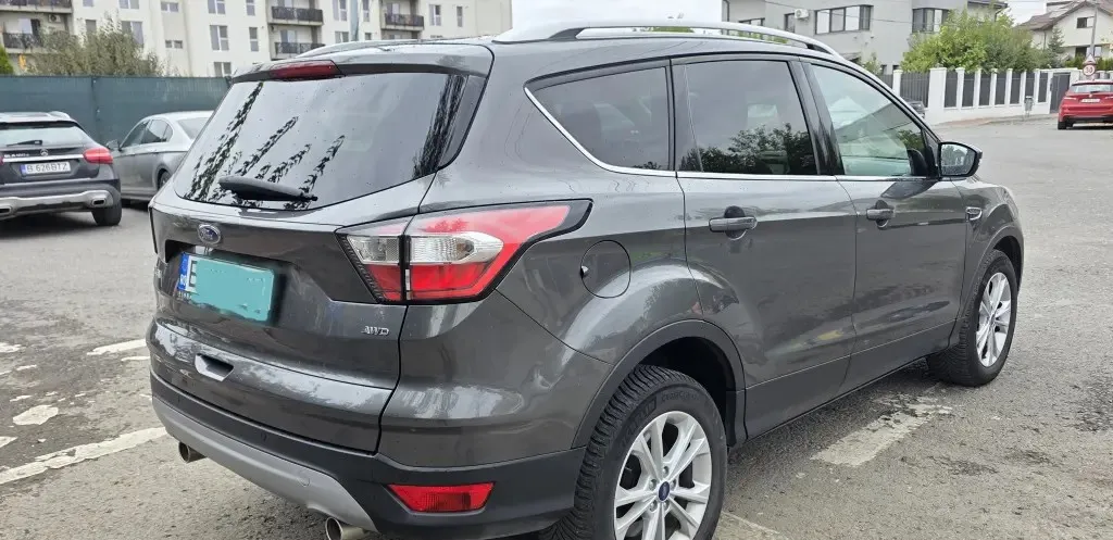 Ford Kuga Automat 4x4 150 cai Euro 6 9 250 eur