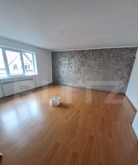 Apartament spatios in casa Brasov - zona linistita