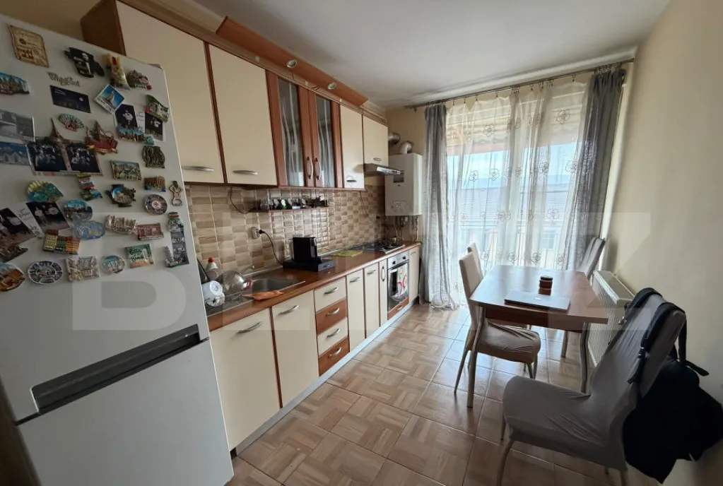 Apartament versatil locuinta sau birou pe 2 niveluri 72
