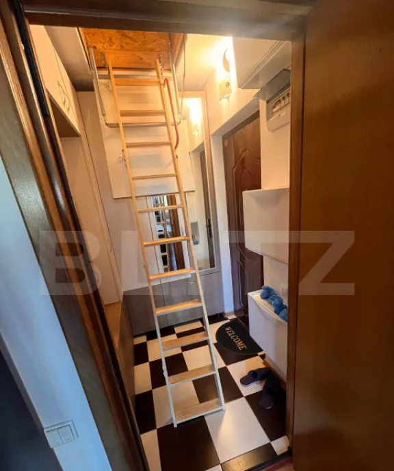 Casa 300 mp garaj teren 5 400 mp zona Cocu