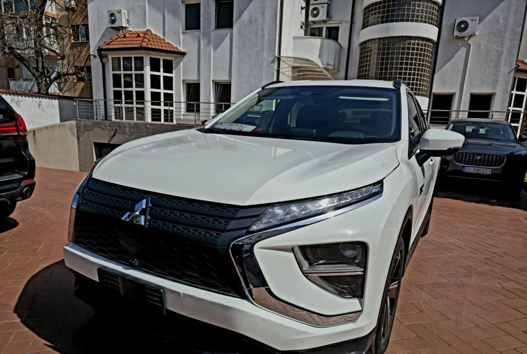 Mitsubishi Eclipse-Cross GARANTIE Hybrid 4x4 Keyless Comenzi Vocale LED TVA Ded  19 880 eur