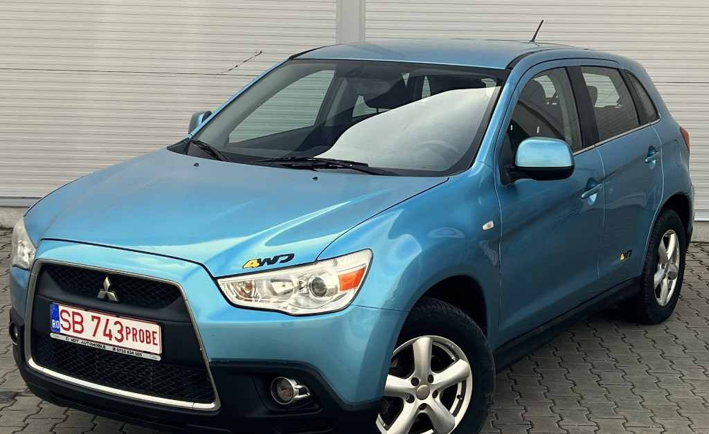 Mitsubishi ASX 1 8L DID 4WD AS amp G Intense A42 4x4 / Transport gratuit / Rate /  7 299 eur