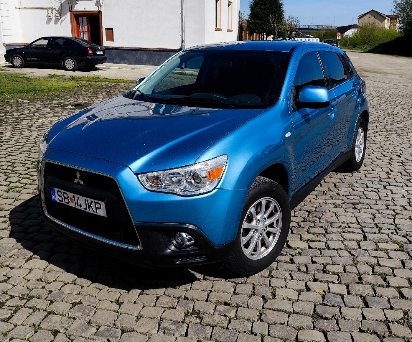 Mitsubishi ASX  versiune de echipare Invite  6 500 eur