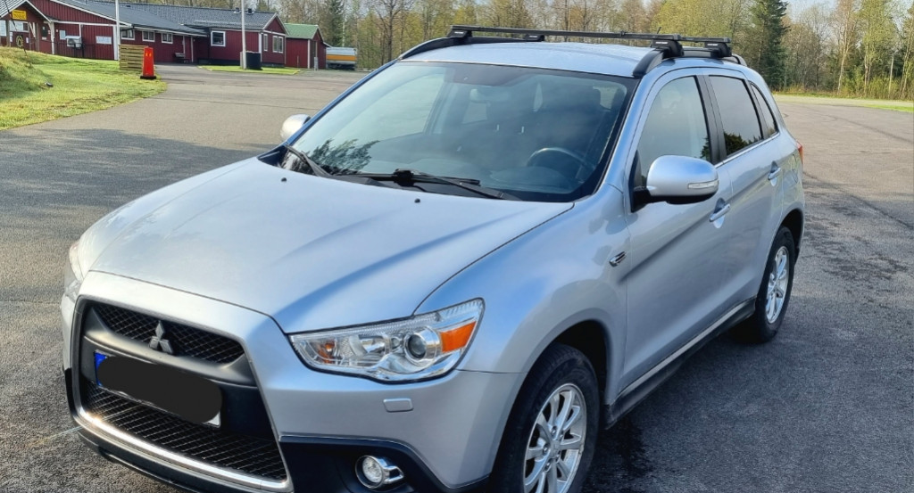 Mitsubishi Asx 1 8 di-d/4X4  6 500 eur