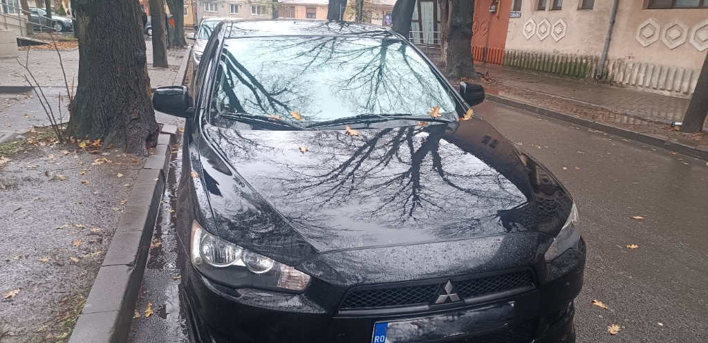 Mitsubishi Lancer  5 200 eur