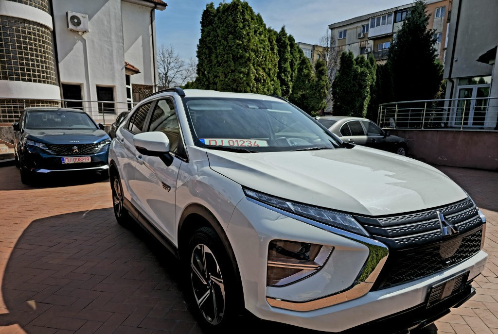 Mitsubishi Eclipse-Cross GARANTIE Hybrid 4x4 Keyless Comenzi Vocale LED TVA Ded  19 680 eur