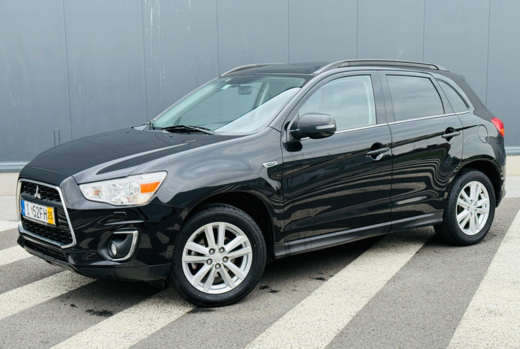 Mitsubishi Asx FACELIFT/4X4/Panorama/bi-Xenon/Import Germania  7 490 eur