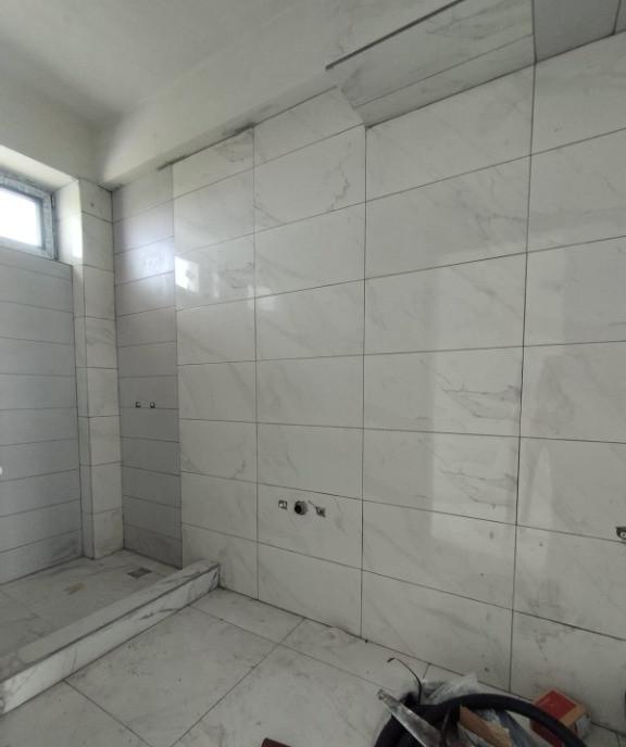 Casa cu 5 camere toate utilitatile finisaje la alegere