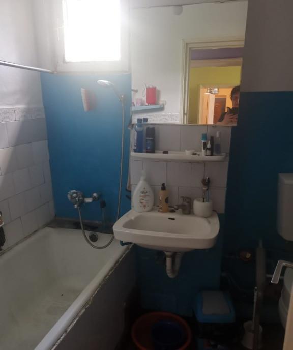 Apartament 2 camere confort 1 Viziru 1 etaj 3/4