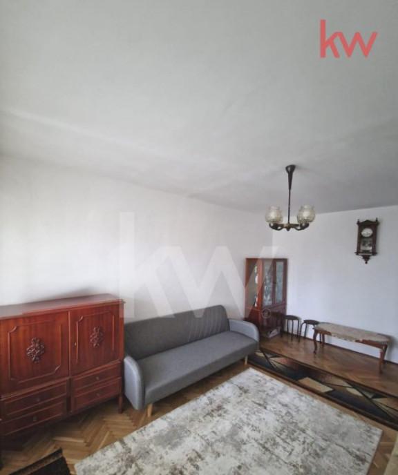 Apartament 3 camere spatios - Calea Bucuresti zona Teat