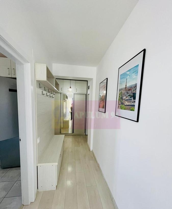 Garsoniera spatioasa cu bucatarie separata si balcon - Drumul Binelui