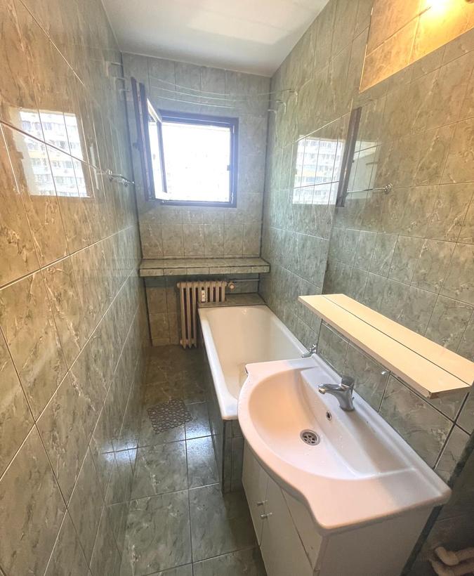 Dristor 1 minut metrou bloc mixt