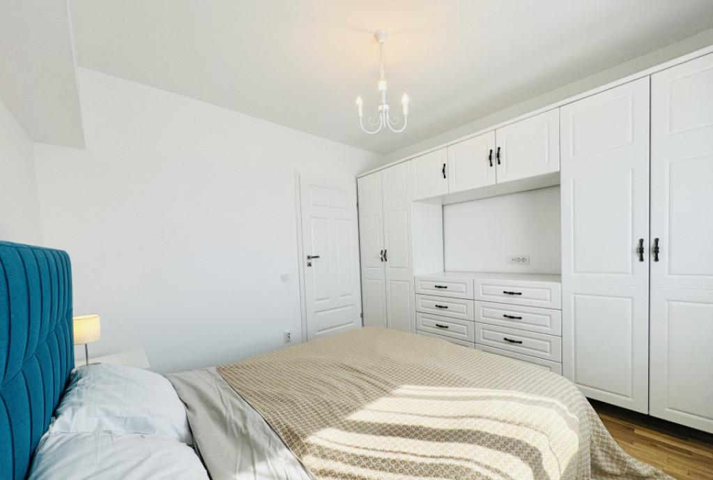 Apartament nou renovat si mobilat in zona Turda