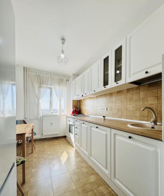 Apartament nou renovat si mobilat in zona Turda