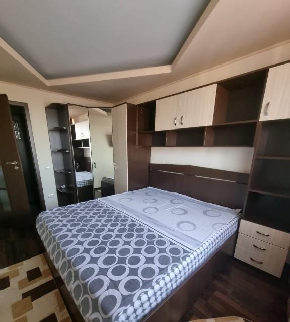 Berceni str Straduintei ac loc parcare