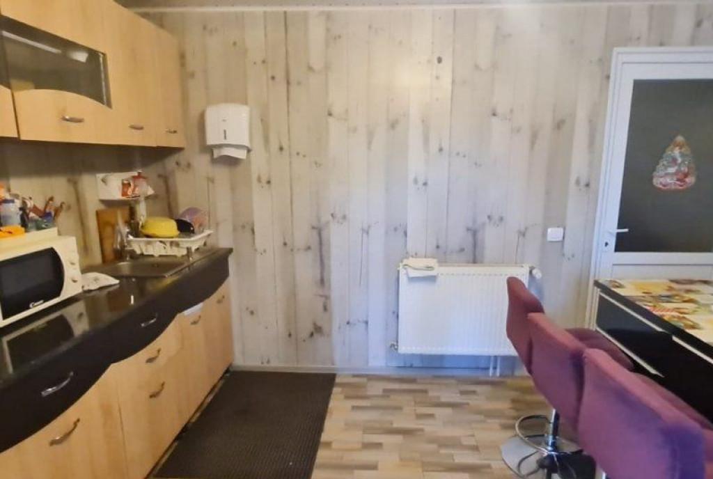 Apartament cu 3 camere parter zona Tigli