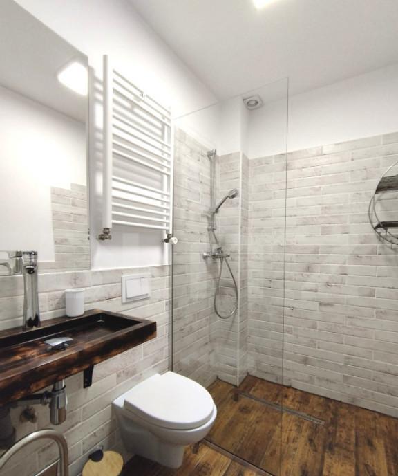 Apartament de vanzare 2 camere modern cladire istorica re