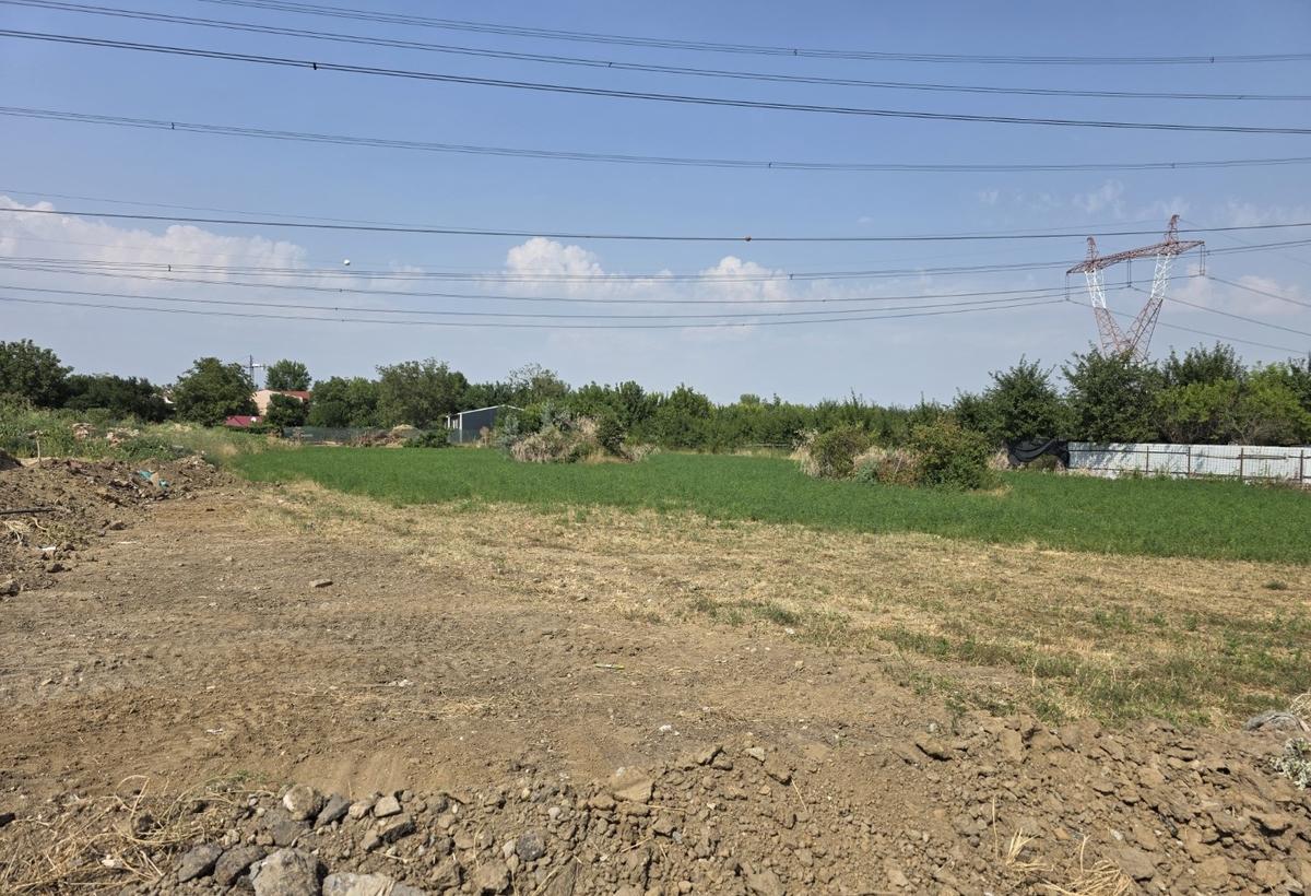 Splaiul Unirii la Pod intersectie Drumul Lunca Dochiei cu Grigorescu