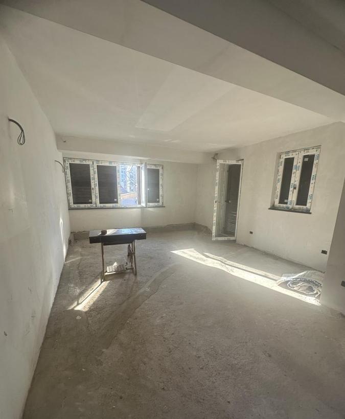 Bucurestii Noi vanzare vila demisol parter mansarda Metrou Jiului