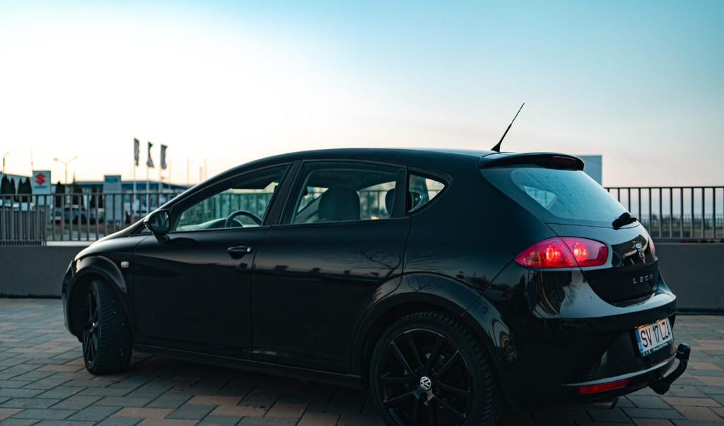 Seat leon anvelope noi ambreaj/volant nou intretinut 6 000 eur