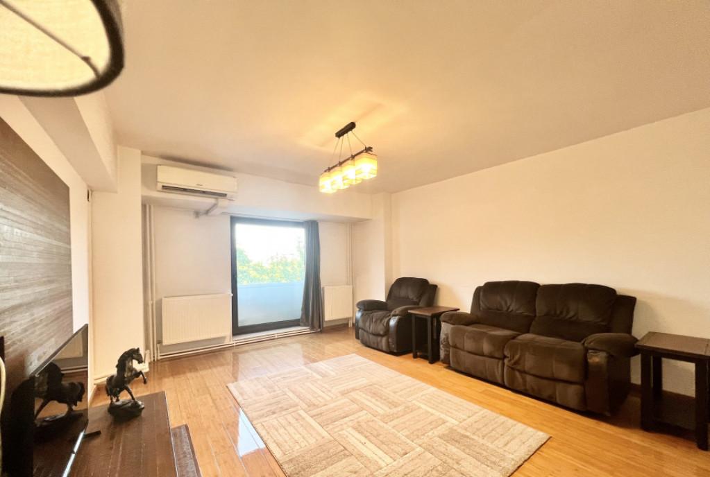 Apartament 3 camere Parc Metrou Izvor Centrala proprie