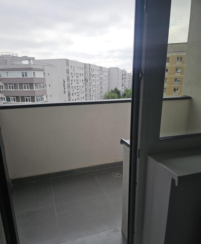 Militari Maniu 141 garsoniera la 3 minute de statia de metrou Pacii