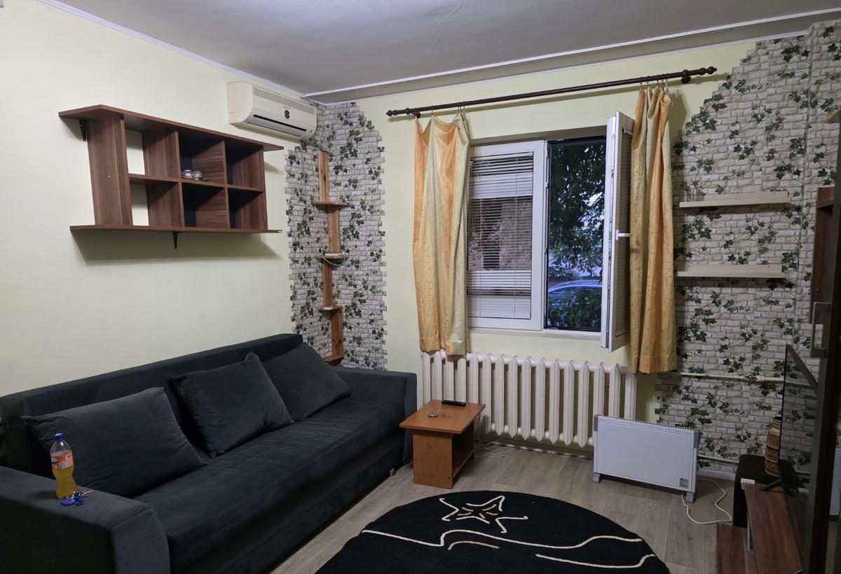 Dristor 15 minute metrou si parc ior Vitan Jieneasca bloc 1982 mixt