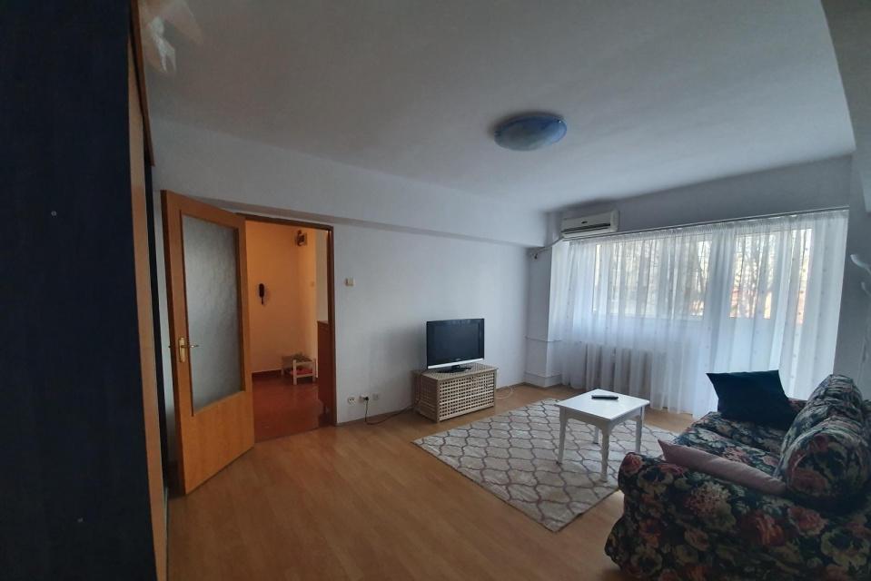 Doua camere Drumul Taberei Metrou Raul Doamnei Liceu Elena Cuza