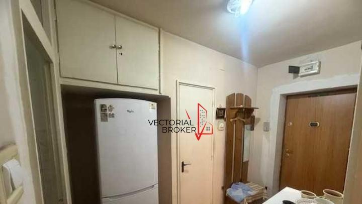 Tei Garsoniera 4/10 decomandata in bloc reabilitat langa Faculatea de Constructii