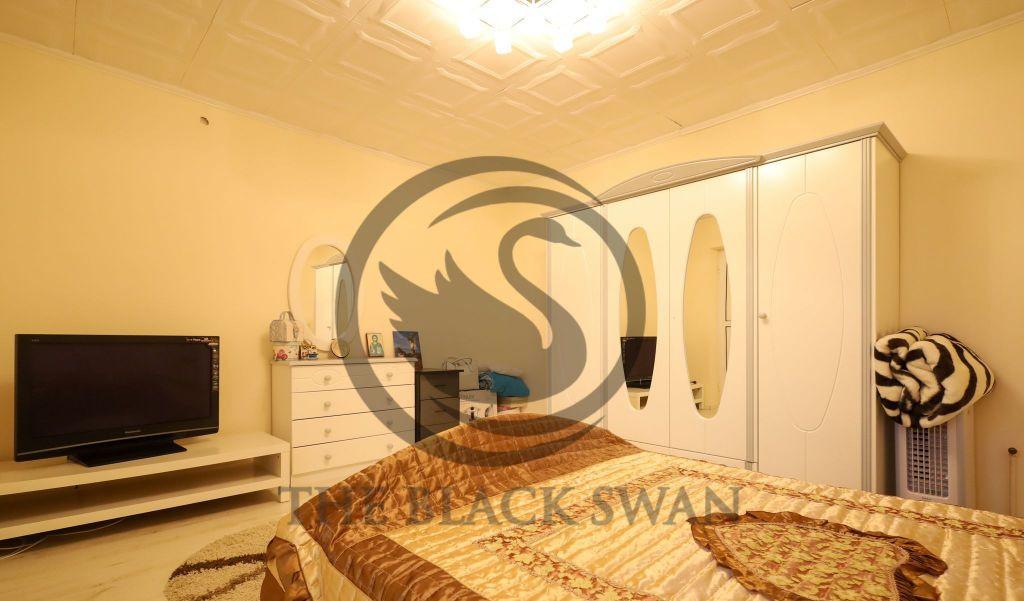 Casa/Vila 5 camere cu spatiu comercial de vanzare Sud