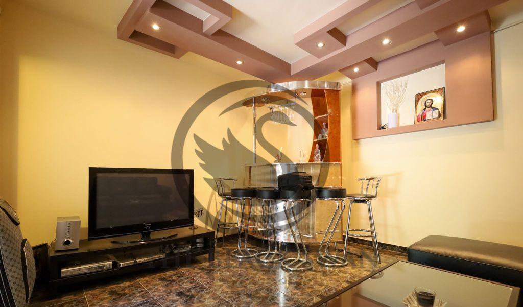 Casa/Vila 5 camere cu spatiu comercial de vanzare Sud