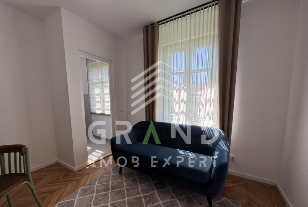 Garsoniera economa parcare zona Zorilor