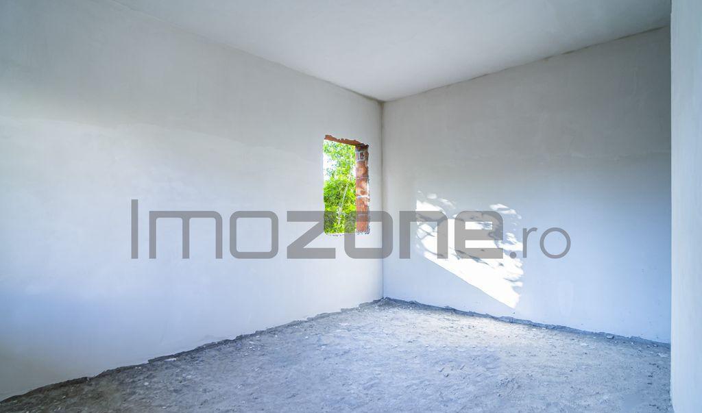 Studio 46 mp etaj 1 4 langa metrou militari str Ma