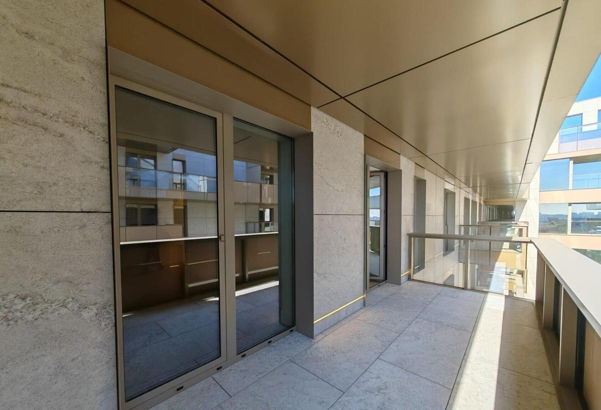 Cortina 126 locatie apartament premium finisaje de top langa padure