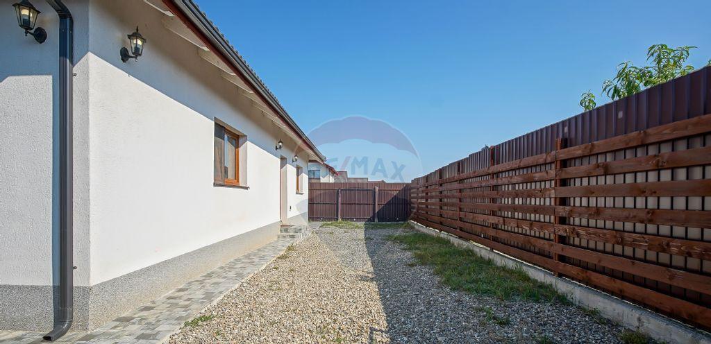 Refugiul tau de langa Brasov - Casa P M in cartie