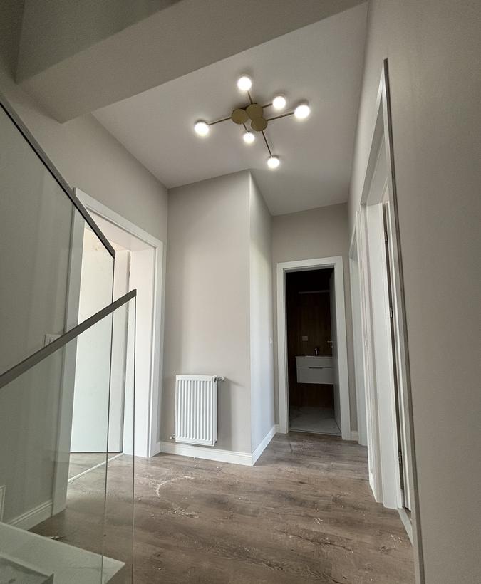 Eroii Revolutiei Str Tiparnitei parcare bonus loc joaca